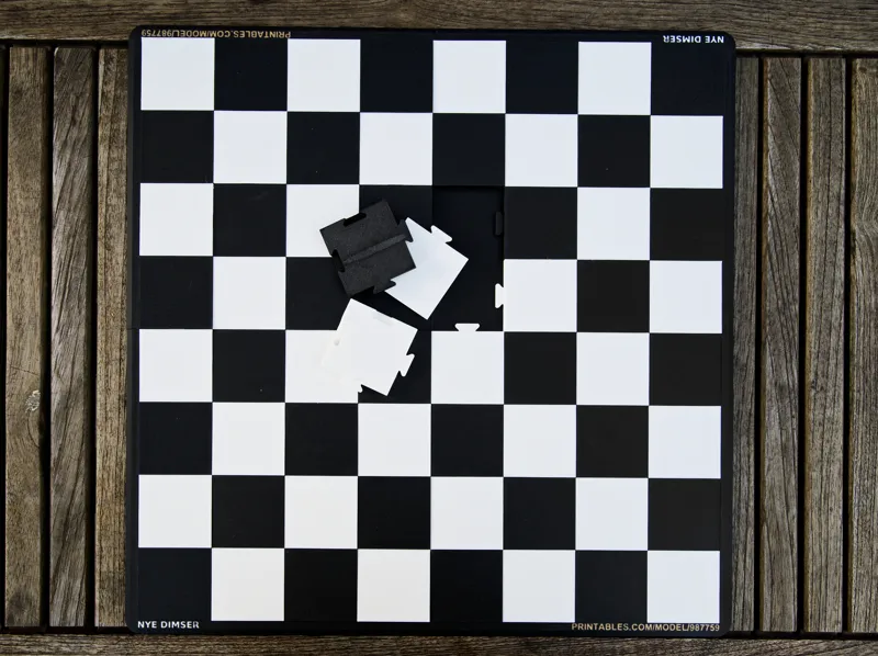 Chess Board Hidden Puzzle (45mm cell size)