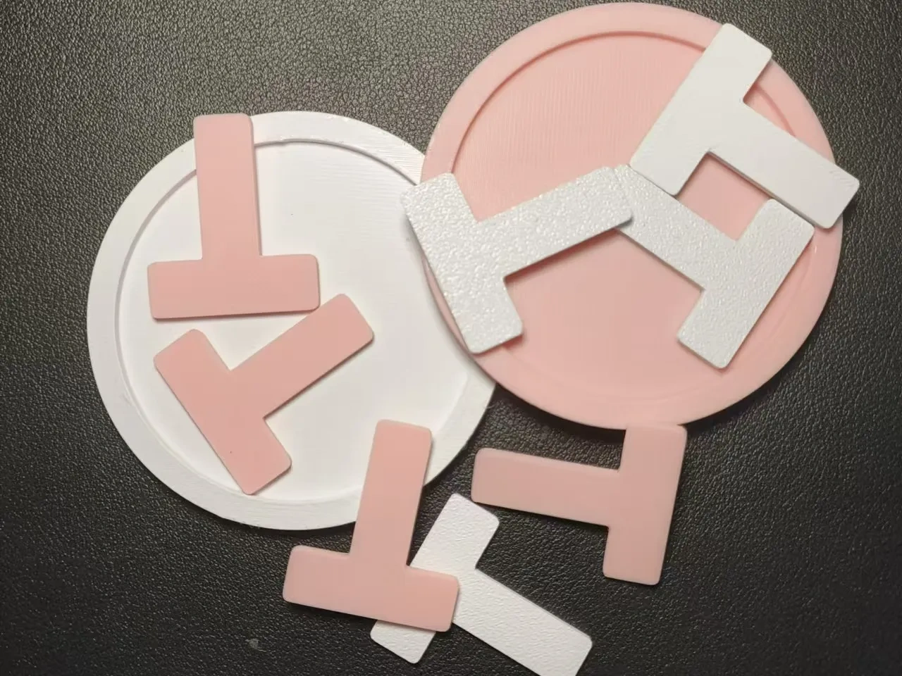 快来解开这道难题吧！T 型圆框 PUZZLE