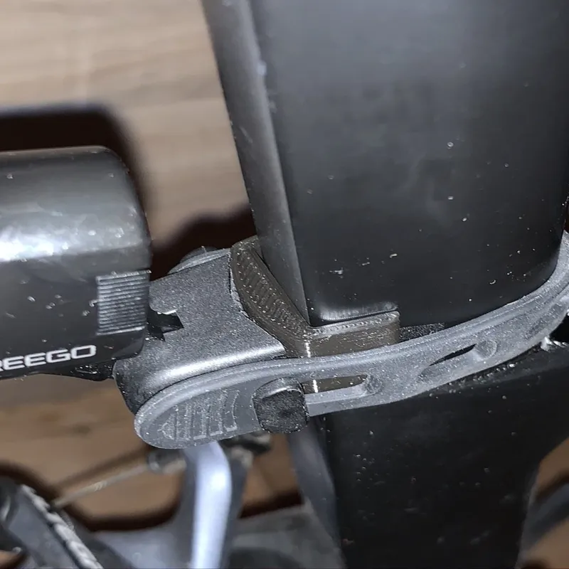 2019 Aeroad seatpost adapter for Trelok back light