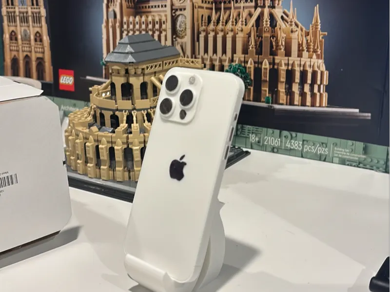 Bird Phone Stand