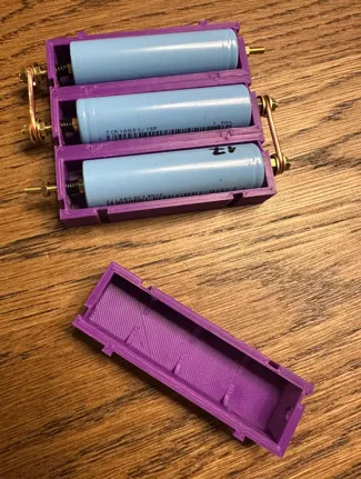 18650 battery connecting box