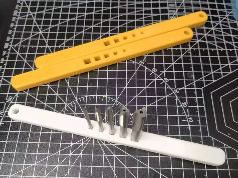 丝锥/丝攻扳手（Tap wrench）