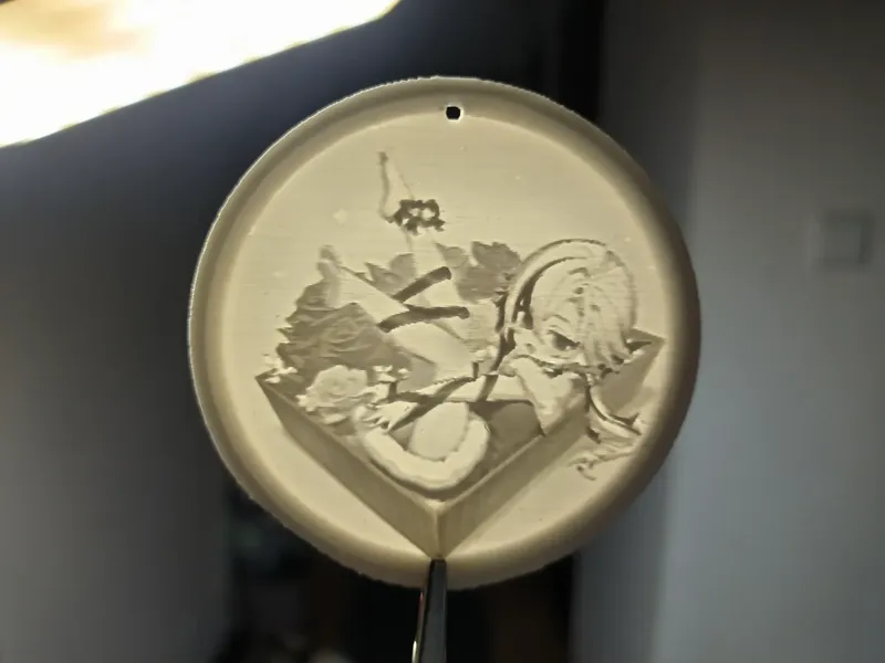 圣诞礼物-仆人 透光浮雕 吧唧（可挂钥匙链）