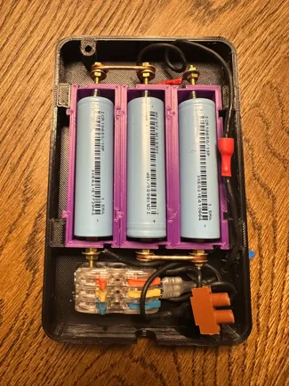 Battery box 3x18650