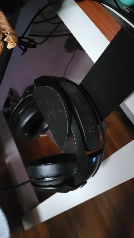 Headset Hanger (Razer logo)