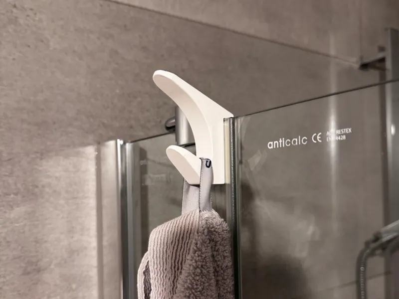 shower box hook
