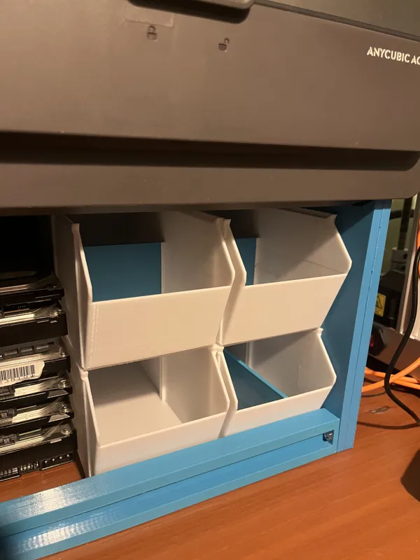 Modular garage containers with partitions