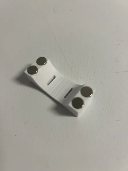 Range-câbles magnétique avec attaches velcro