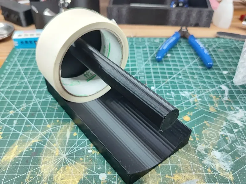 简易胶带架，可以适应大部分胶带