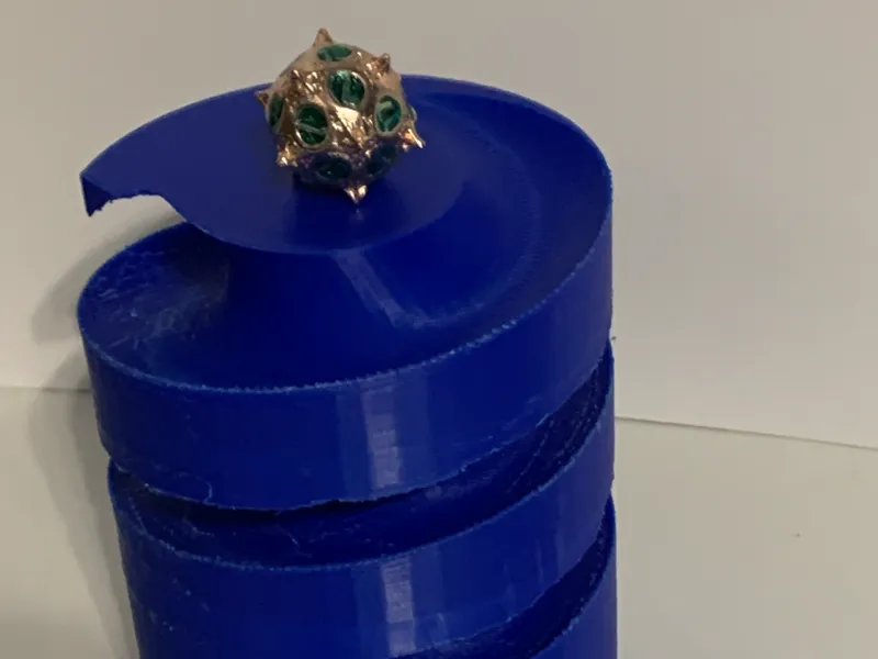 Spiral dice tower