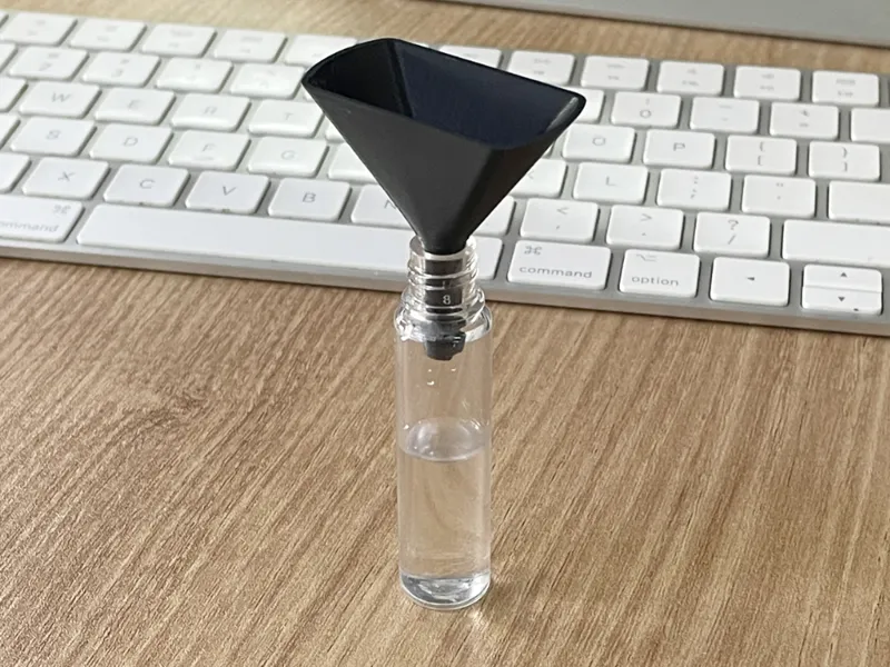 Flat Funnel with Air Vent for Small Bottles