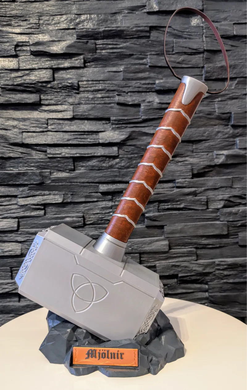 Thor's Hammer Mjölnir