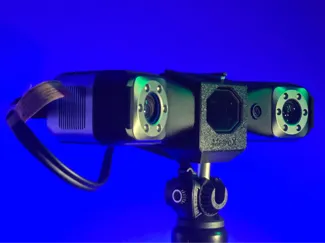 Revopoint MetroX secure tripod adapter
