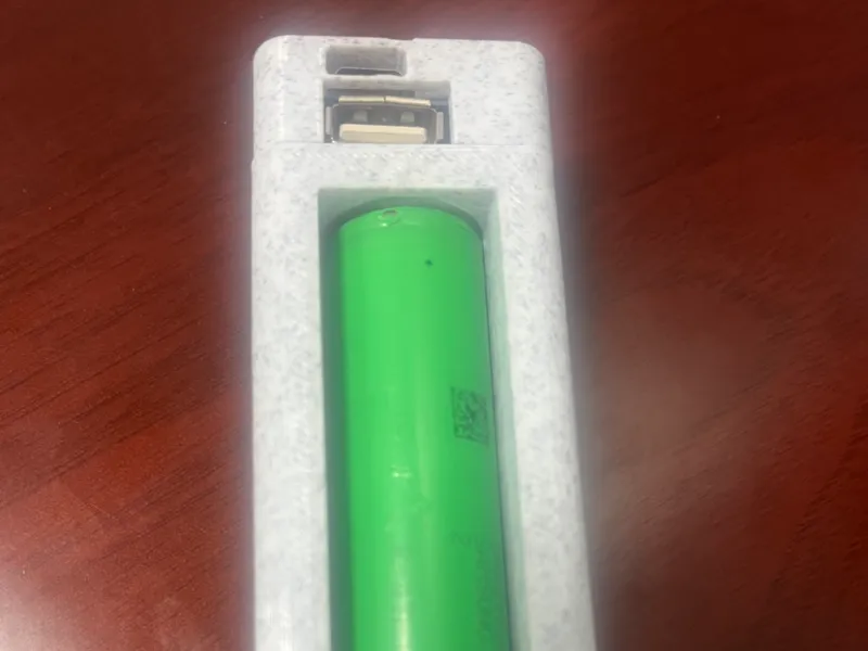 便携式可拆卸电池充电宝