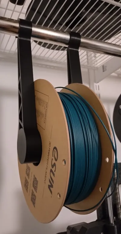 Hanging filament holder 