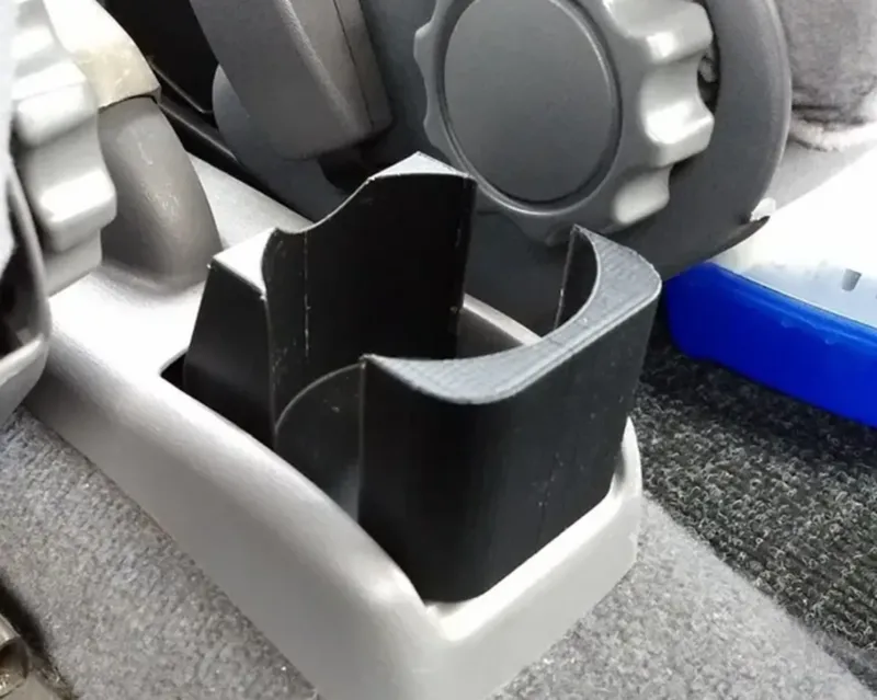 Nissan Micra K11 Cupholder