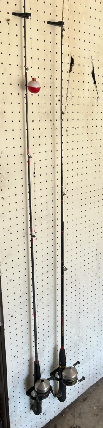 Fishing Rod Vertical Holder