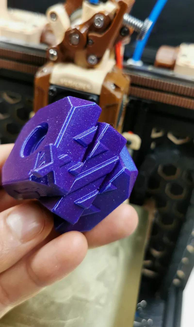 AMUSANT ! VORON TEST CUBE (keychain)