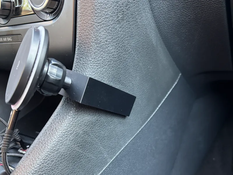 golf 6 phone holder