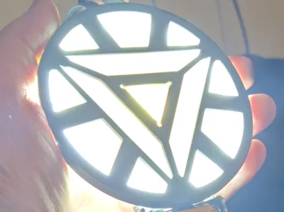 Wearable Iron Man Arc Reactor remix
