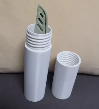 旅行收纳瓶，可以装很多旅行用品，带螺牙，基础防水