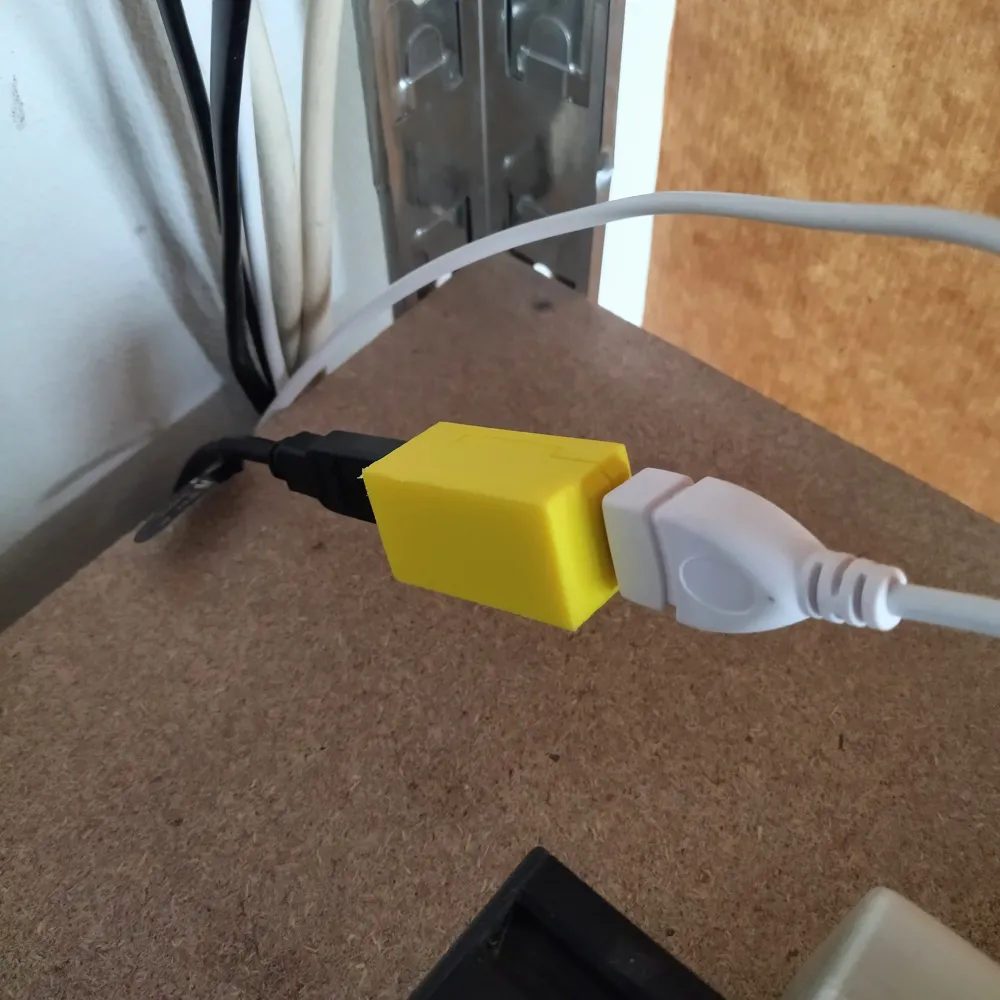 USB Power Blocker by Dubya Makes - MakerWorld