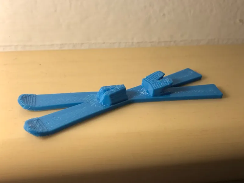 simple ski pair