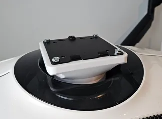 Samsung Odyssey Monitor - VESA Adopter