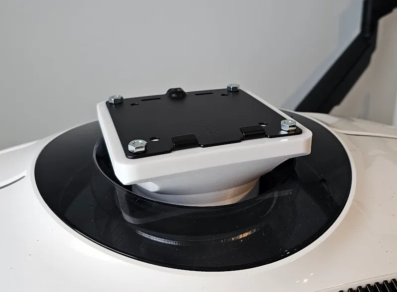 Samsung Odyssey Monitor - VESA Adopter