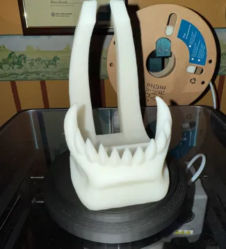 vampire jaw phone holder