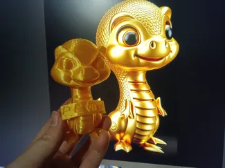 举牌金蛇宝宝【文字可更换】 十二生肖 蛇年大吉 巳巳如意