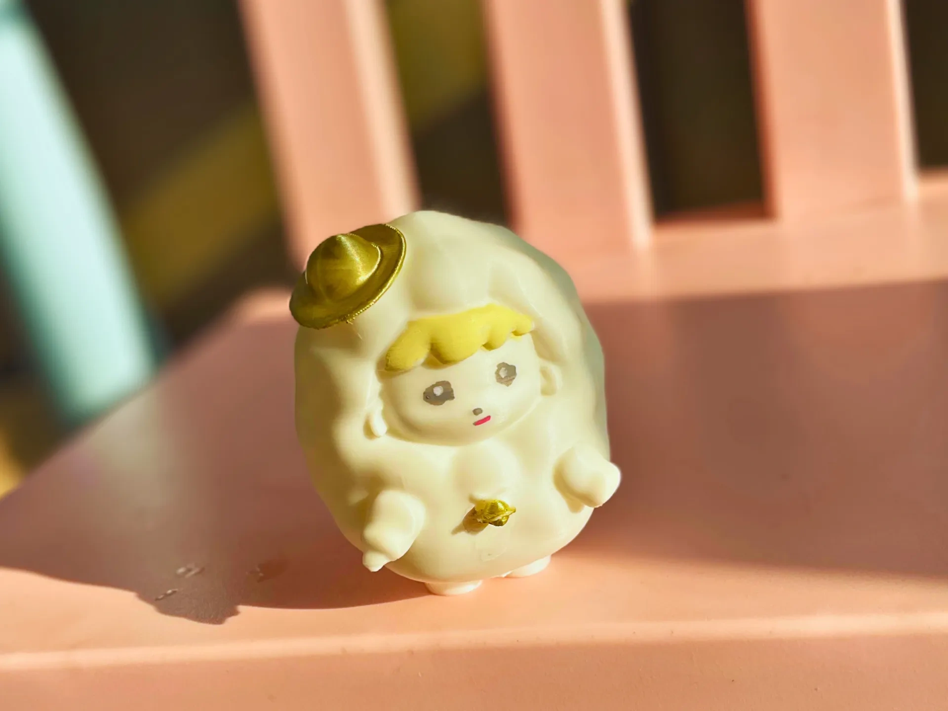 喜羊羊为原型的可爱羊羊摆件
