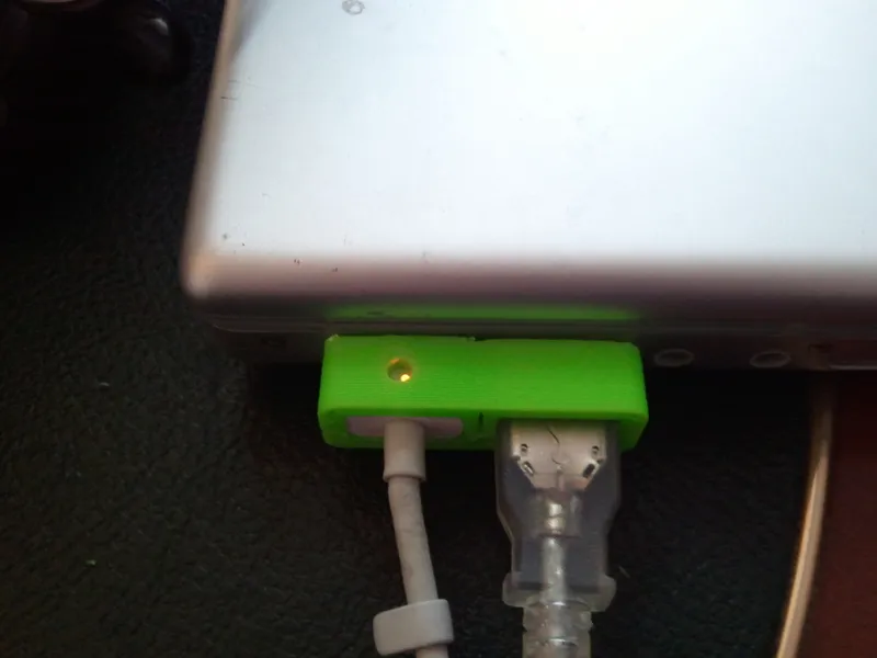 MagLock - MagSafe Power Connection Lock