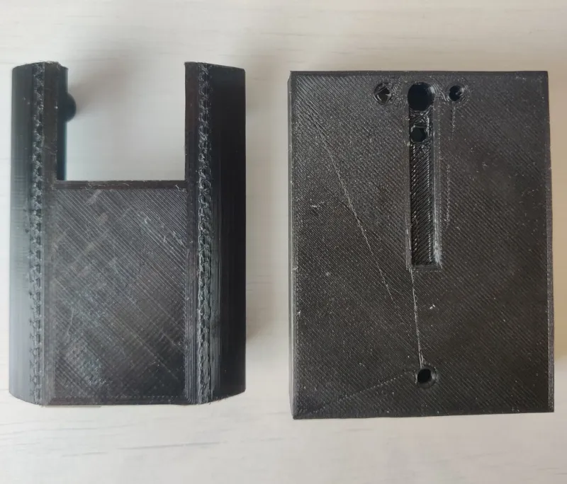 R307 Fingerpint sensor housing (wall mount)