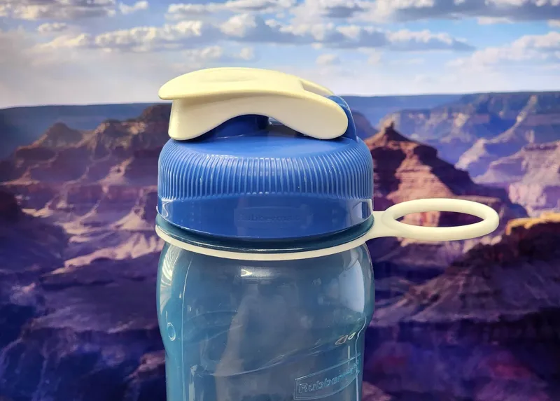 Rubbermaid Bottle Finger Loop