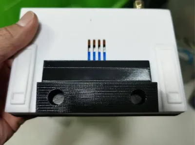 Boxer remote control display mount