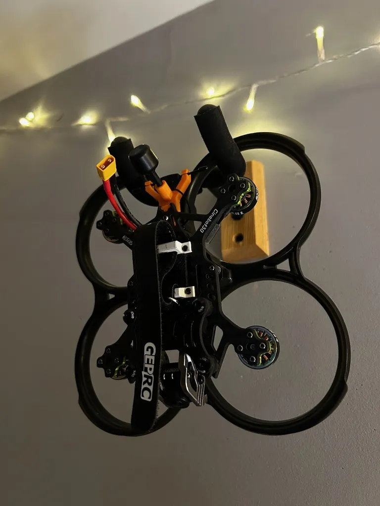 GEPRC CineBot 30 - Antenna mount VTX and T-Ant