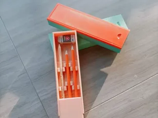 磁吸铅笔盒