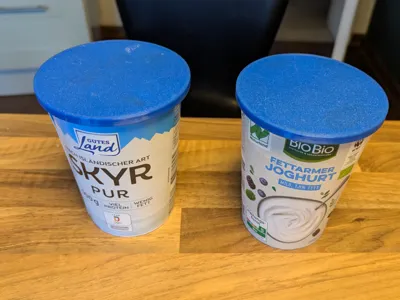 Yogurt lid / Joghurt Deckel