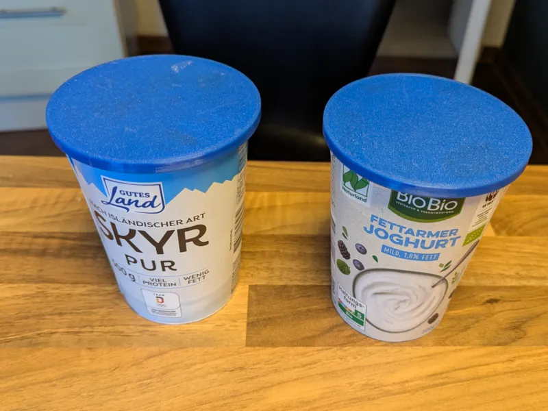 Yogurt lid / Joghurt Deckel