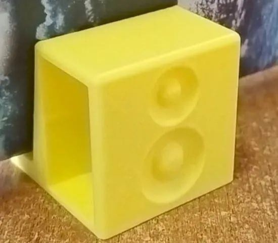 Phone_Holder_Speaker