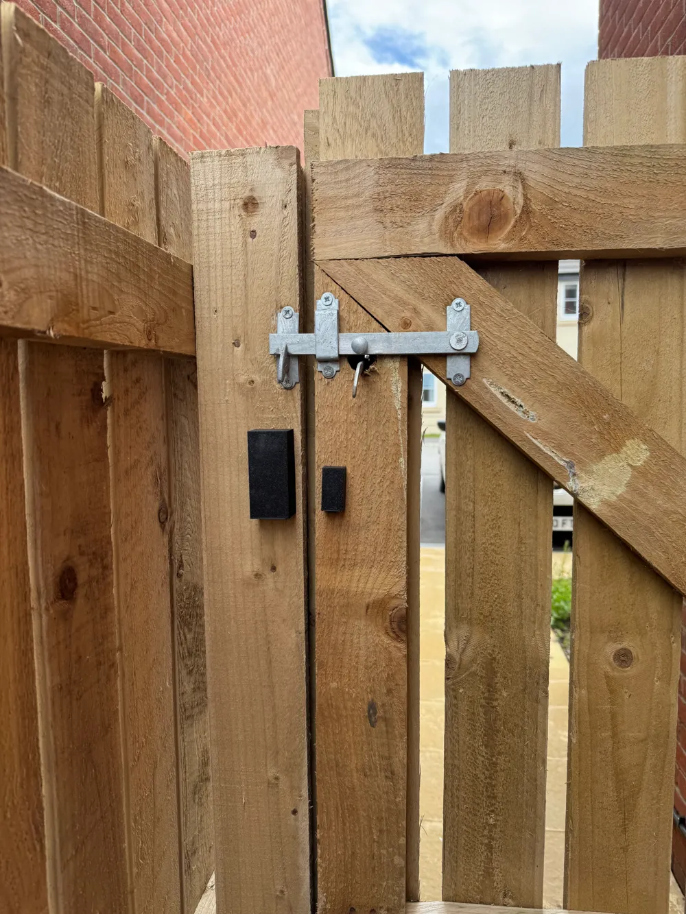 Eufy Door Sensor Outdoor Enclosure by Matt Sharp - MakerWorld