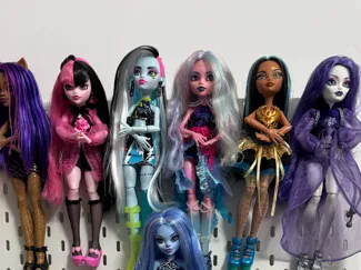 Monster High IKEA Skadis hang