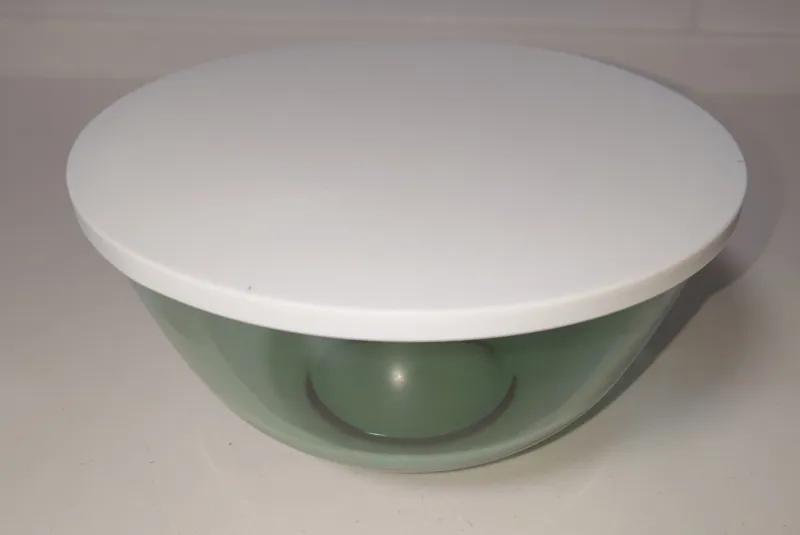 Cover for a 214 mm diameter bowl