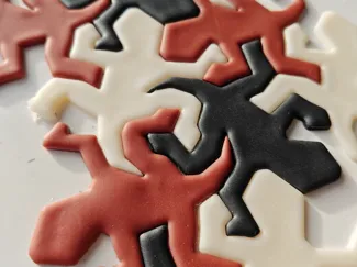 Escher Lizard cutter, clay or cookies, with struts