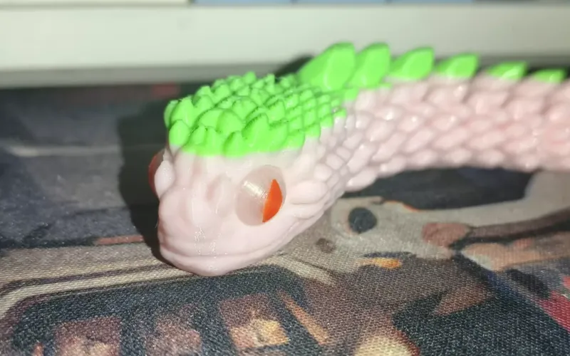 蛇眼睛