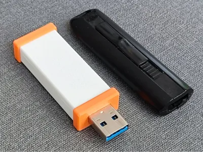 Sandisk flash drive case