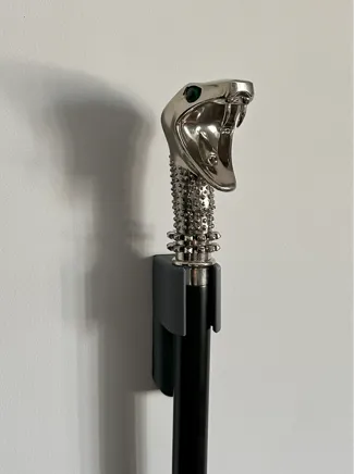 Walking stick (wand) wall mount