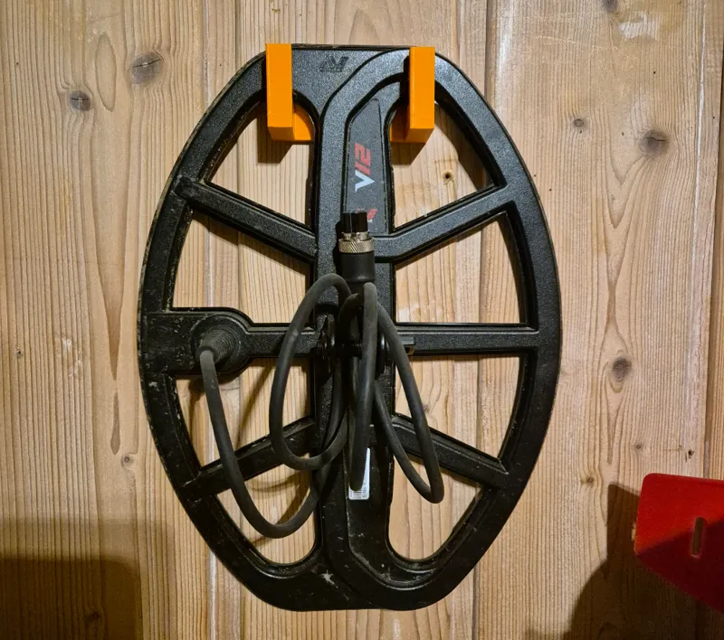 Wandhalter für Metalldetektor Spulen