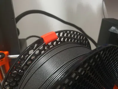 filament clip for plastic spool